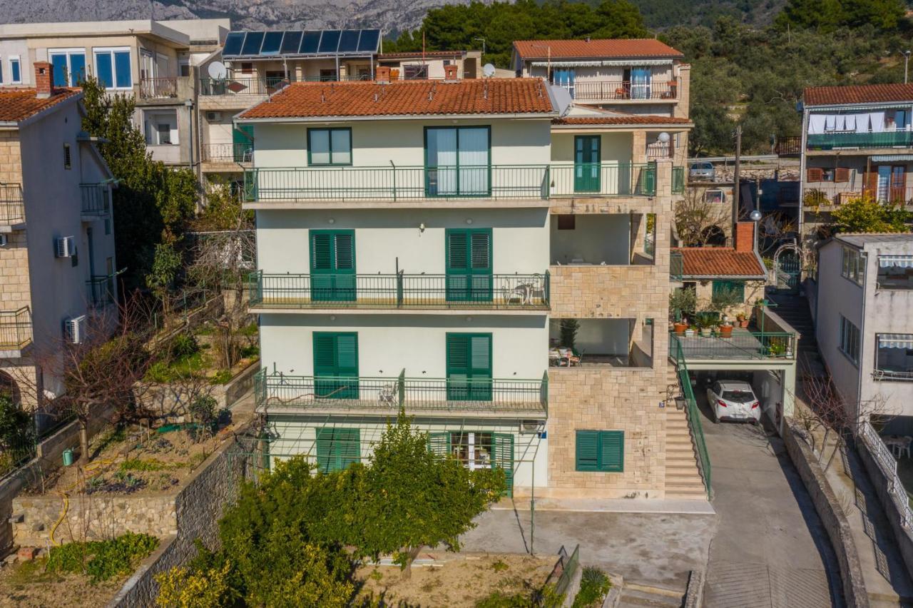 Apartment Villa Besker Макарска Экстерьер фото