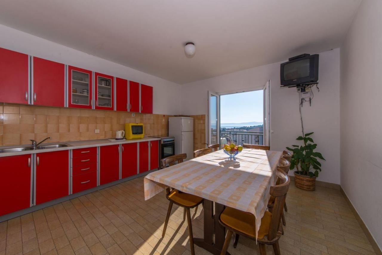 Apartment Villa Besker Макарска Экстерьер фото